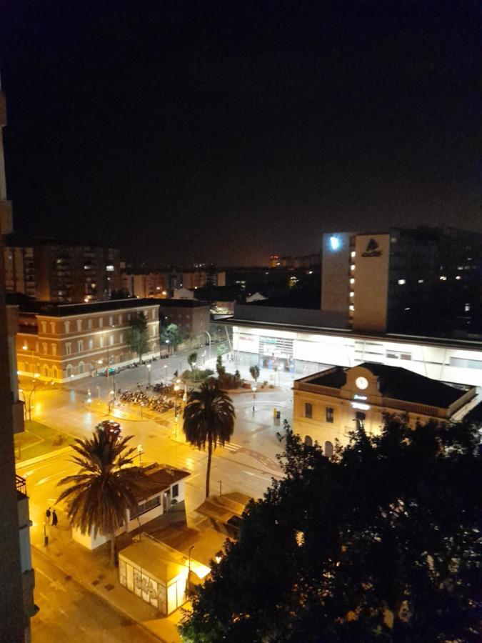 Estudio Frente A Estacion Maria Zambrano Málaga Esterno foto